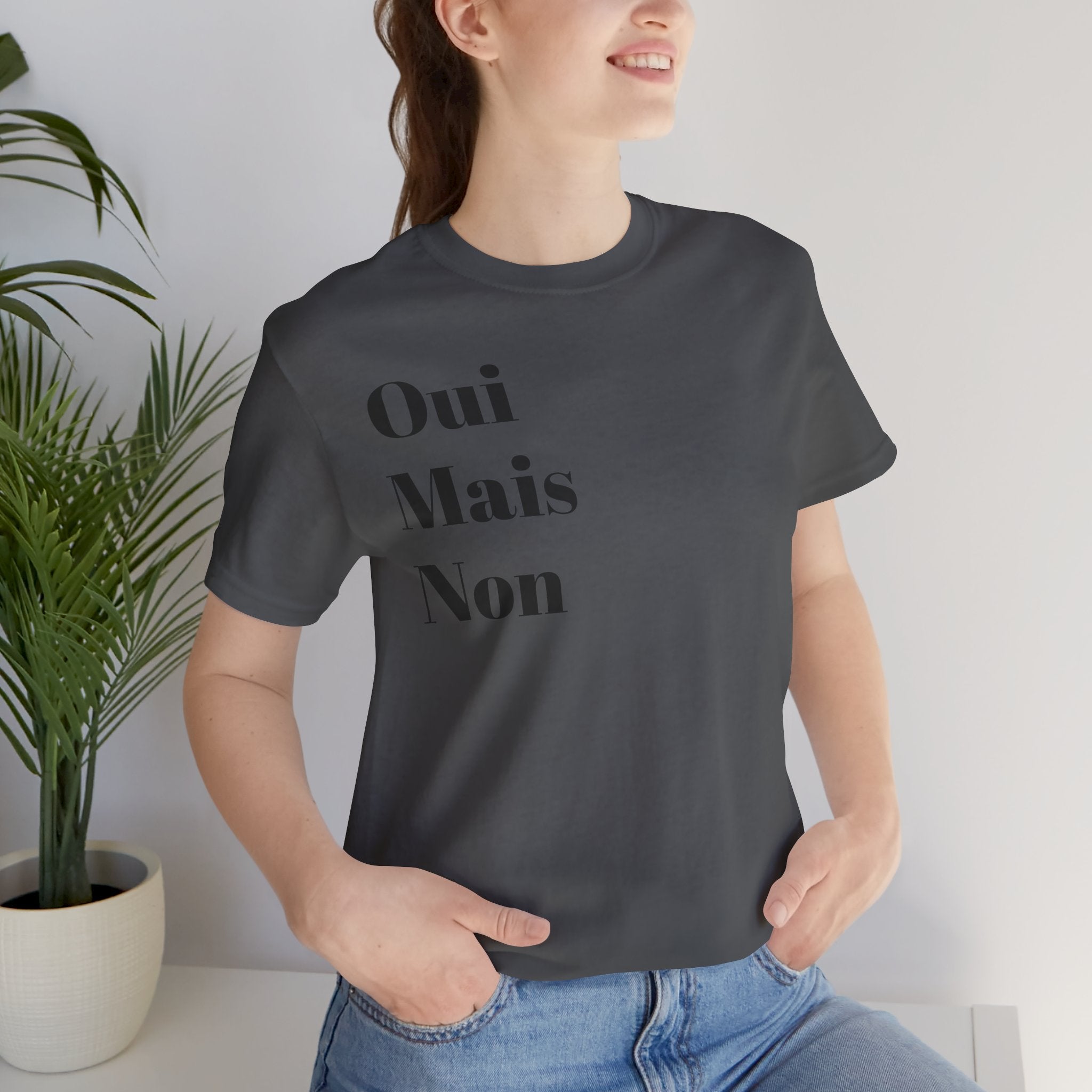 T-shirt graphique minimaliste chic